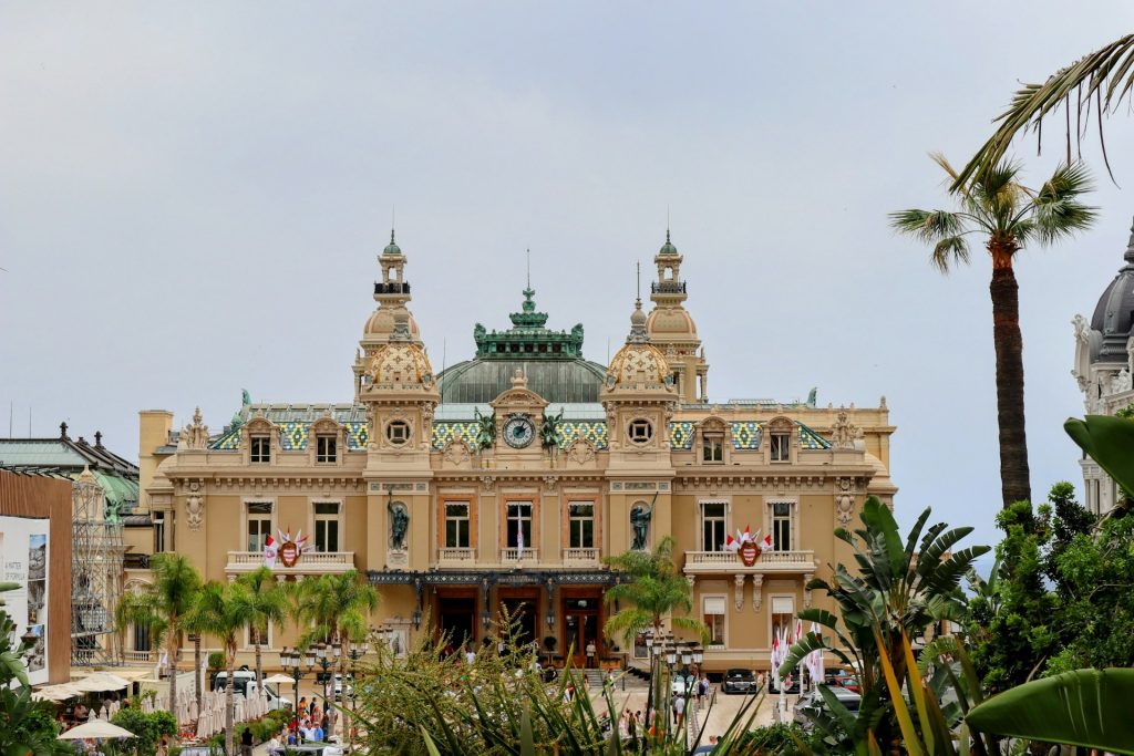 monte carlo neighborhood guide