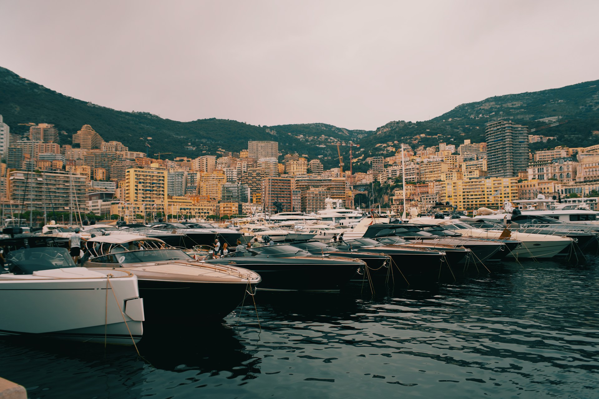 Monaco residency requirements for UK citizens