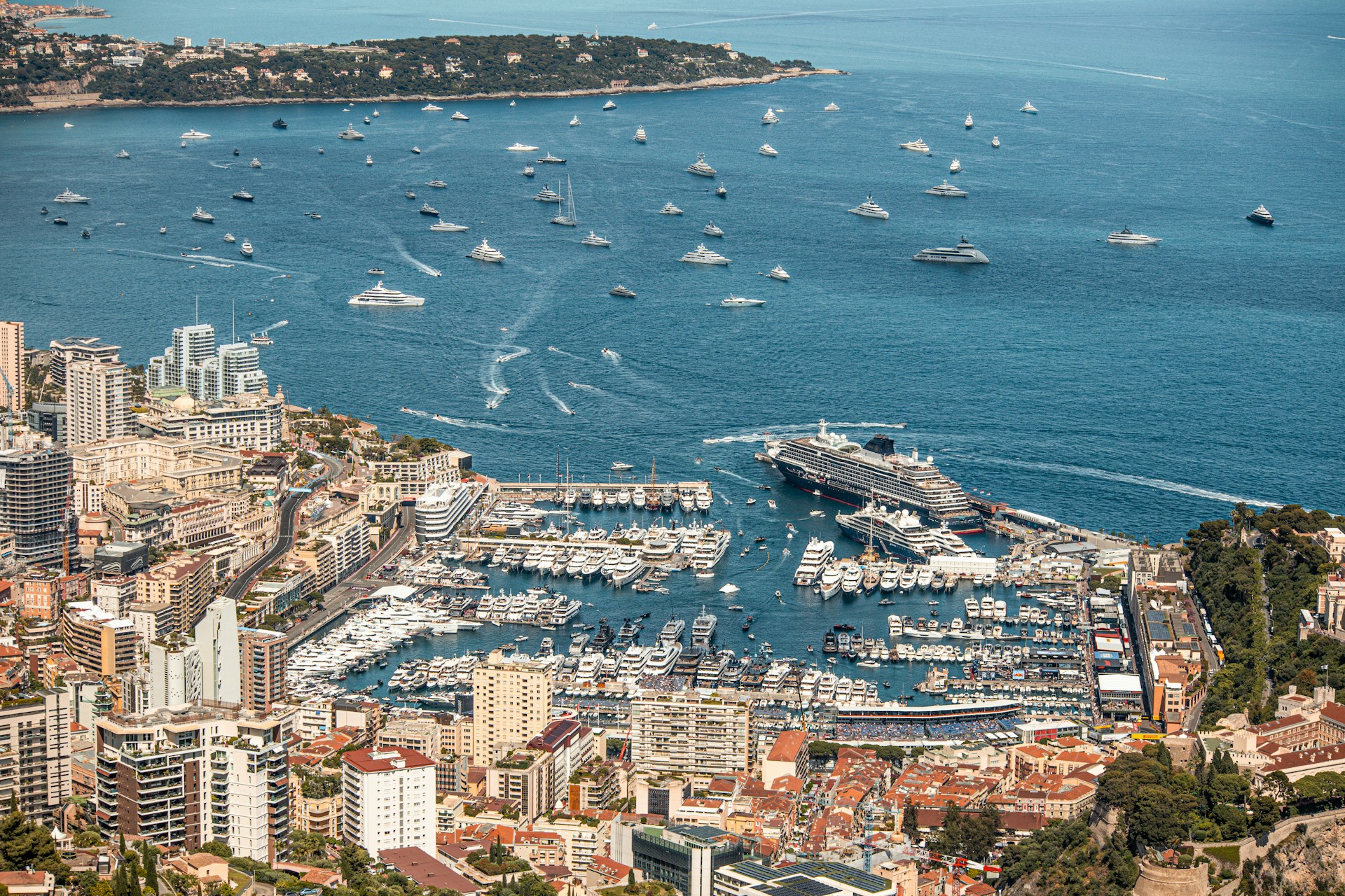 monaco superyacht berthing
